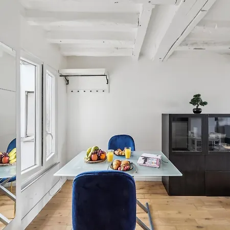 Bnbnova - Le Louvre & Notre-dame