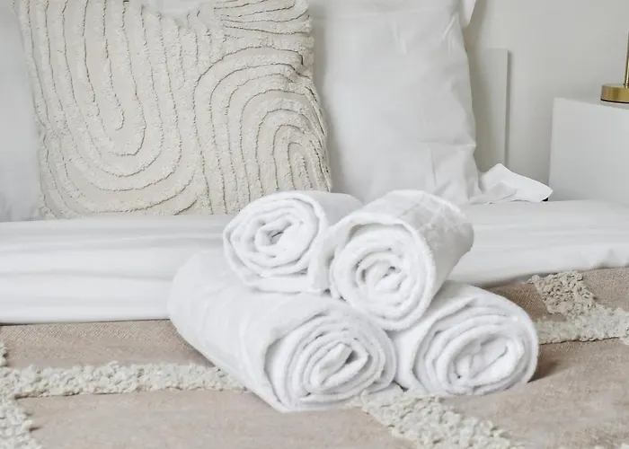 Bnbnova - Le Louvre & Notre-dame Apartament Paryż